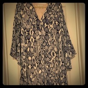 Lavender Brown | Bell Sleeve Dress